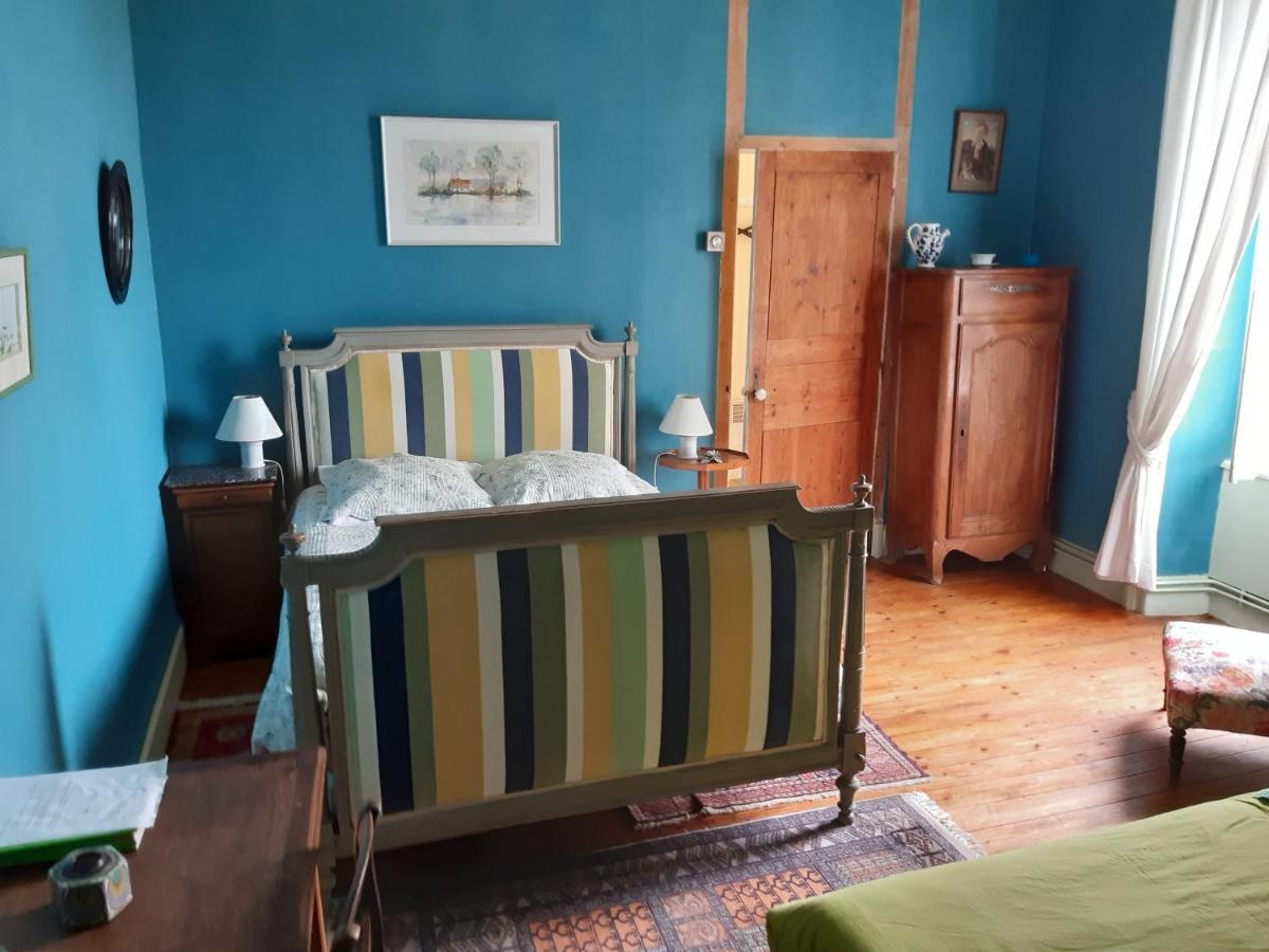 Le Logis Bed & Breakfast Les Pineaux Exterior foto